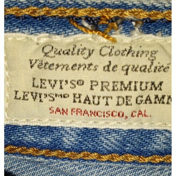 LEVIS Jeans Women's Size 26 Blue Wash Ribcage Straight Button Up Fly Red Tag - Picture 6 of 11